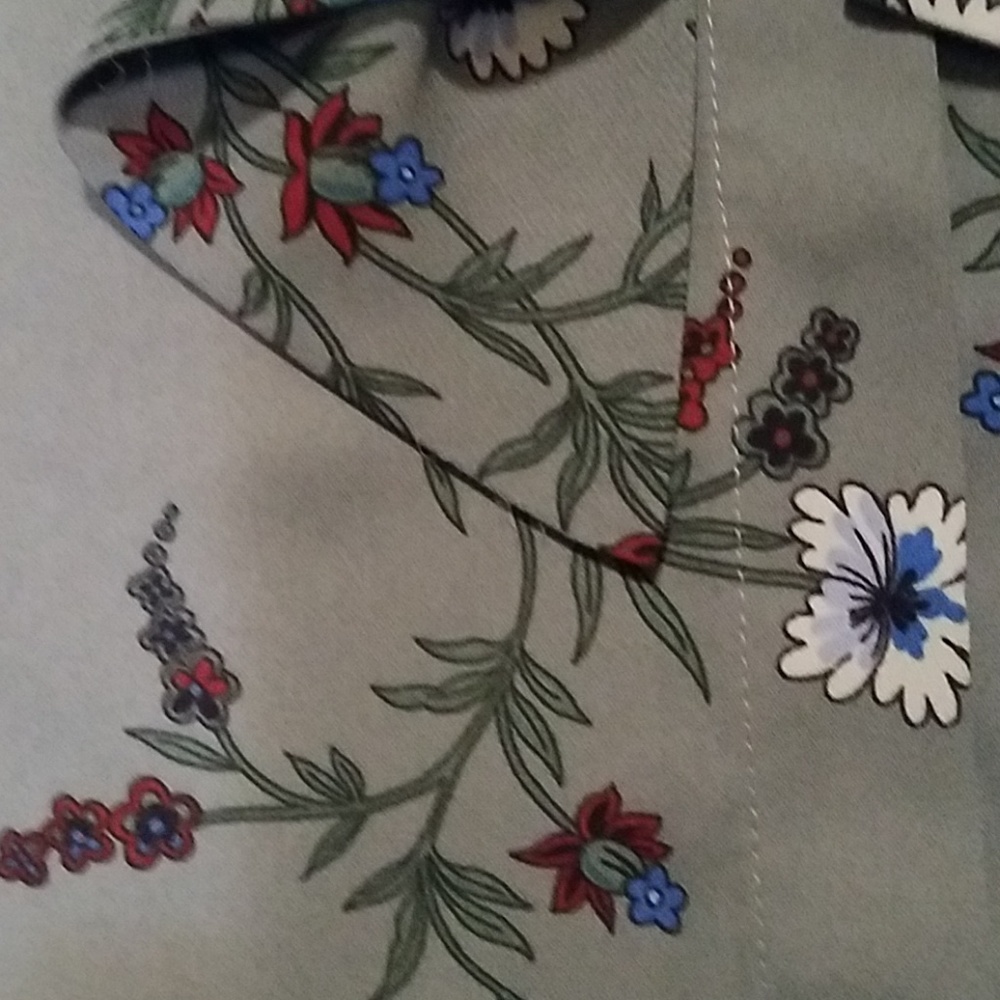 Ann Taylor Floral Bow Neck Blouse - Picture 6 of 7
